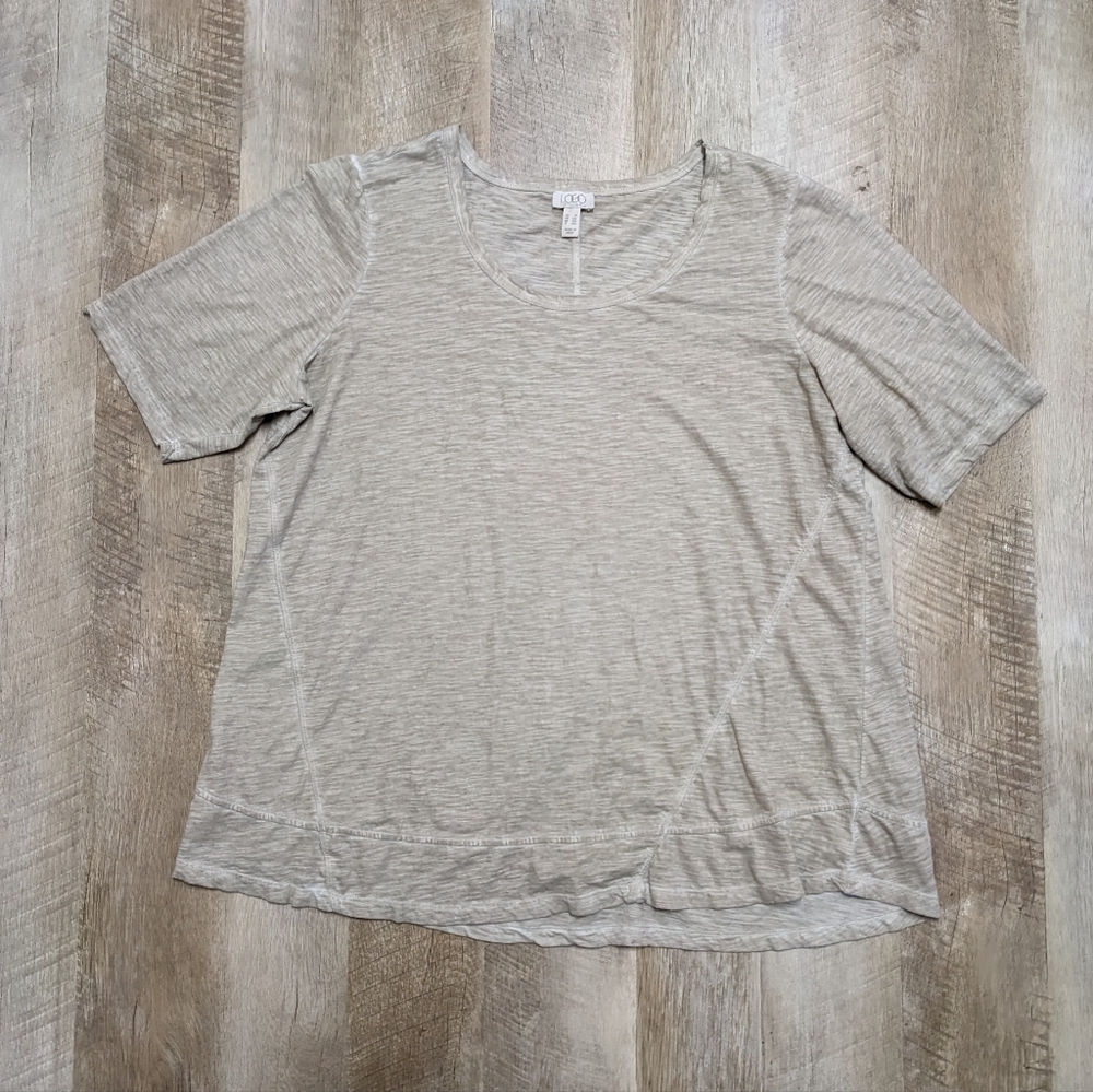 LOGO by Lori Goldstein Beige Top Flowy Hem Size 1X